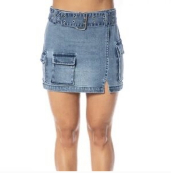 Juicy Couture Dresses & Skirts - Juicy Couture Light Blue Denim Muni Y2K Skirt Size 28